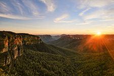 GV105 Sunrise, Govetts Leap